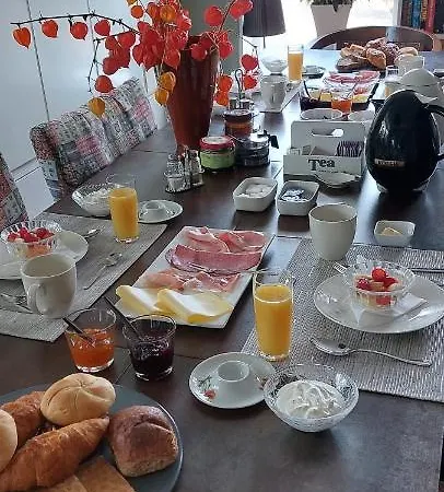 ベッド・アンド・ブレックファスト Het Burgemeestershuis Barsingerhorn