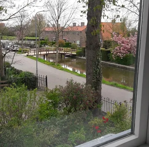 Het Burgemeestershuis 4* Barsingerhorn